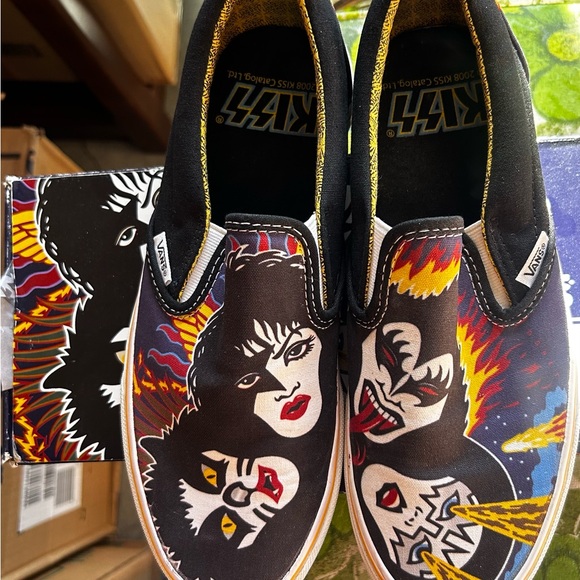 Vans KISS original Rock and Roll Over pull on. Ladies size 8 1/2. - Picture 3 of 8